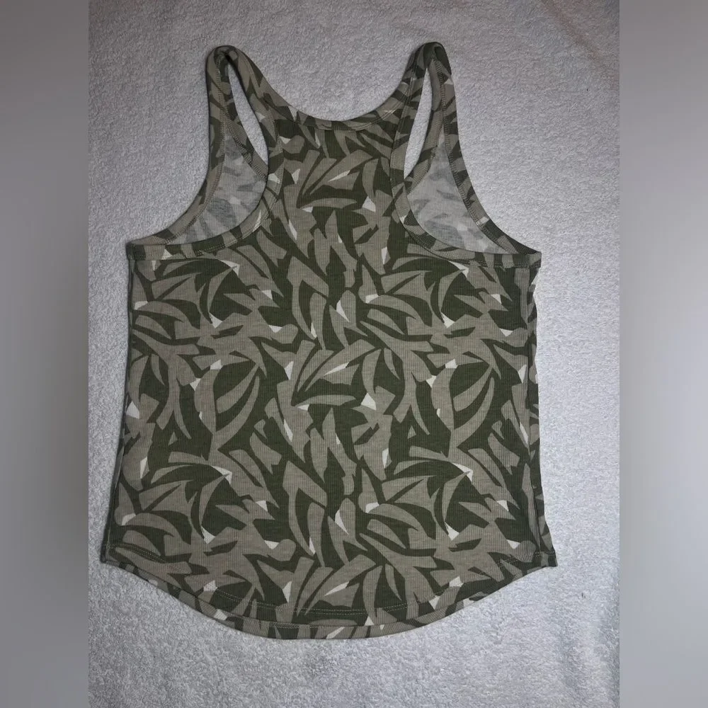 Old Navy Womens UltraLite Rib-Knit Racerback Tank Top Tan Size M - Picture 2 of 3